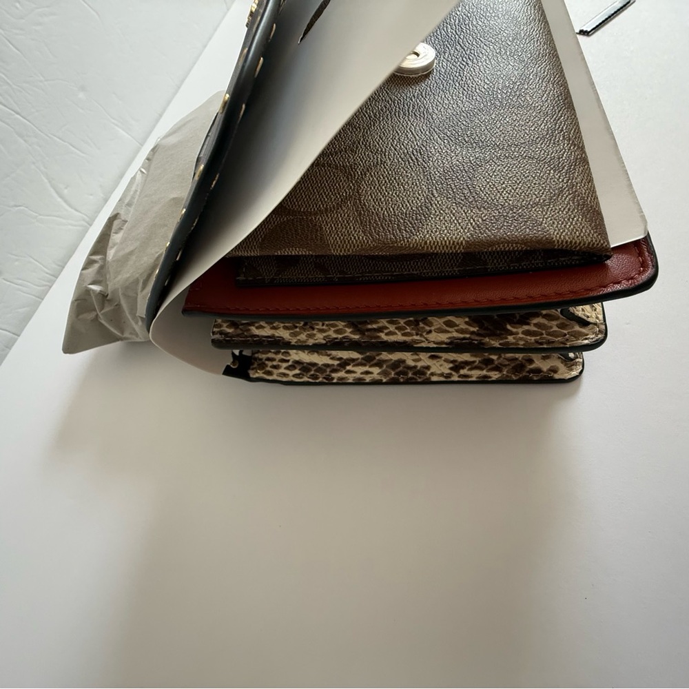 NWT Authentic Coach Klare Crossbody Bag In Signature Canvas With Rivets - Picture 9 of 13